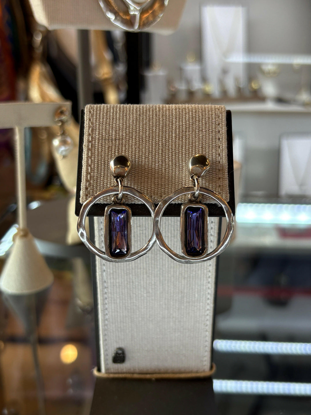UNOde50 Vortex Vintage Earrings