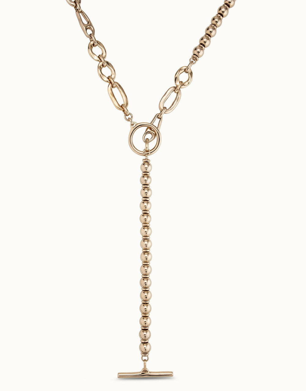 Elegant UNOde50 gold necklace showcasing unique craftsmanship and modern design, perfect for sophisticated style.