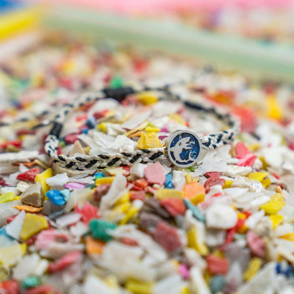 4ocean Microplastics Shark Bracelet | Artisans.