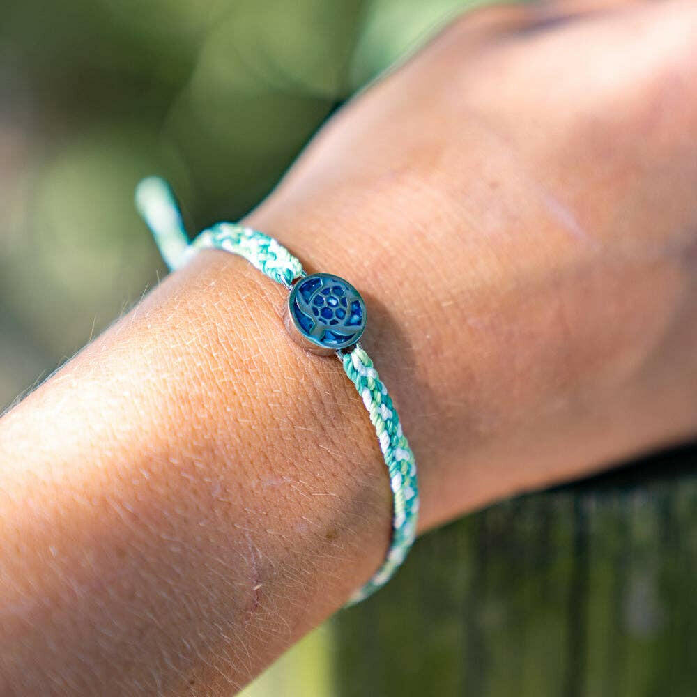 4ocean Microplastics Turtle Bracelet | Artisans.