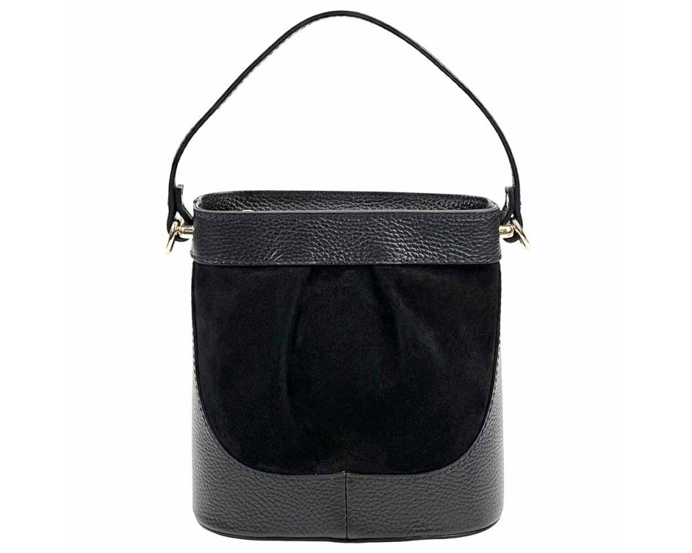 Elegant leather bucket bag showcasing premium craftsmanship and versatile design for stylish everyday use