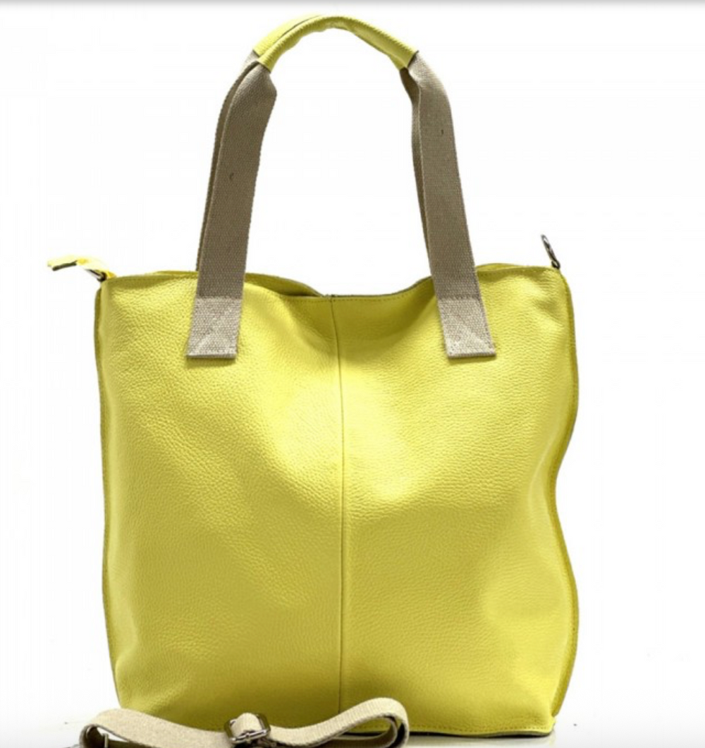 Elegant leather tote bag showcasing exquisite craftsmanship and luxurious design, perfect for sophisticated style.