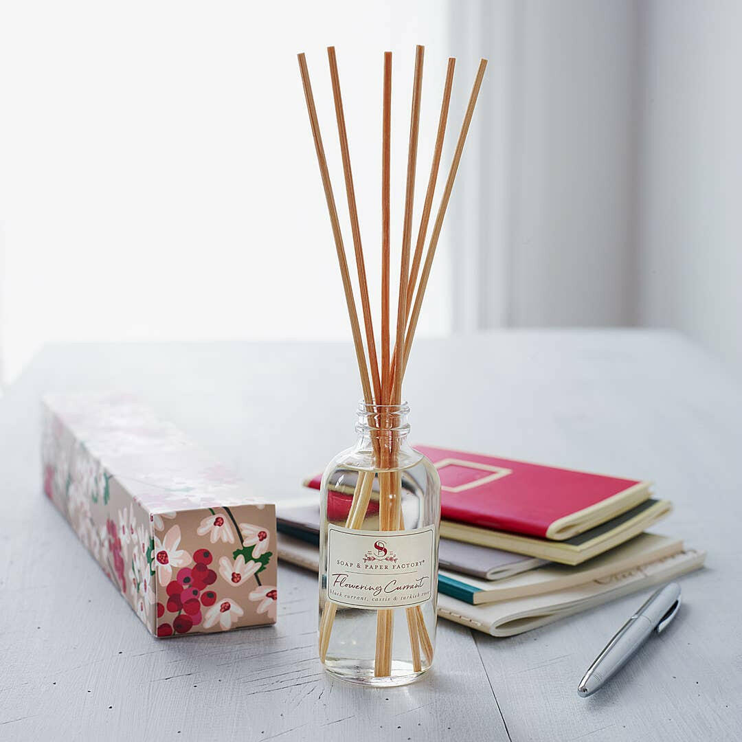 Flowering Currant Reed Diffuser | Artisans.