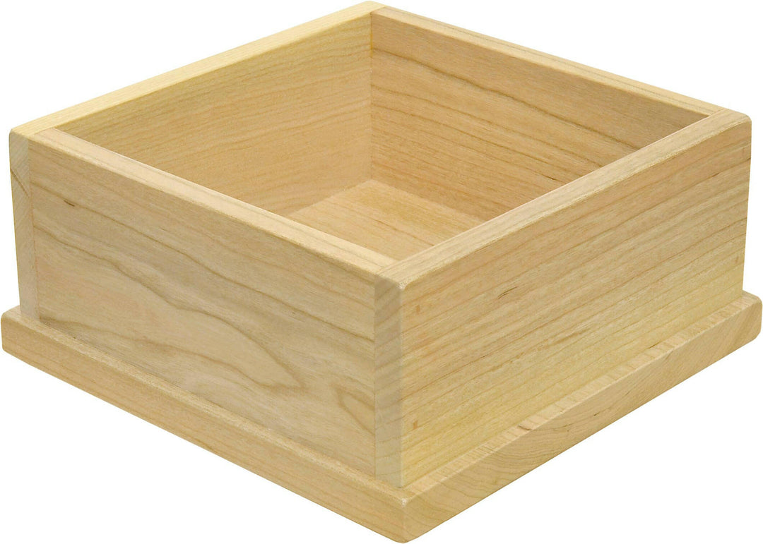 "Royal Treats" Cat Treat Box | Artisans.