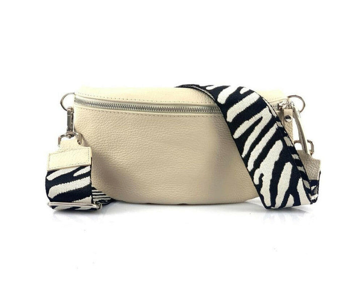 Exquisite luxury leather bag crafted with premium materials, perfect for sophisticated style and timeless elegance