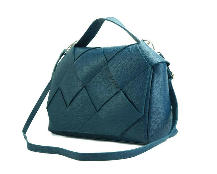 Premium leather handbags showcasing exquisite craftsmanship and timeless elegance for discerning customers.